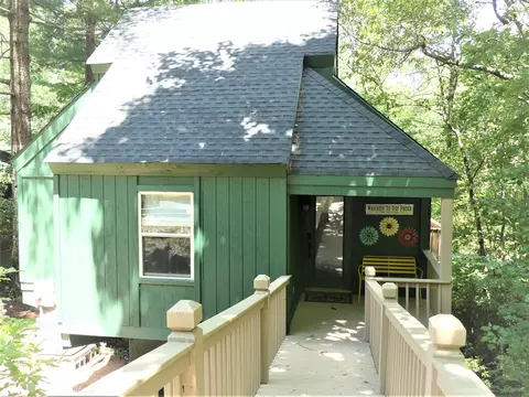 355 Dach Bruecke Gasse, Helen, GA 30545