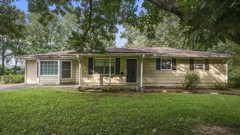 290 Pierce Rd, Hiram, GA 30141