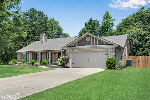 90 Ashton Ln, Statham, GA 30666