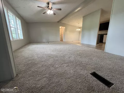 131 Cotton Cir, Colbert, GA 30628 photo 3