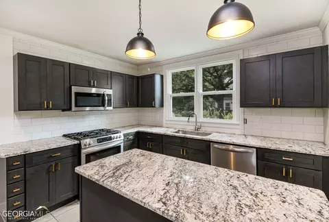 8 Woodlawn Ave, Hampton, GA 30228 photo 7