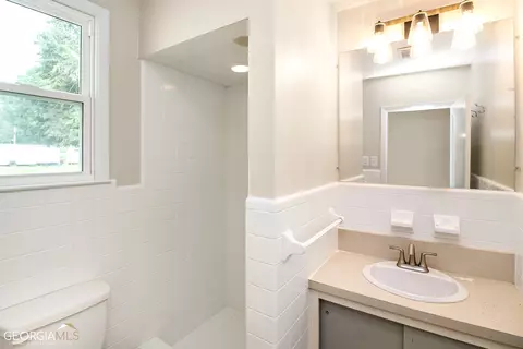 8 Woodlawn Ave, Hampton, GA 30228 photo 12