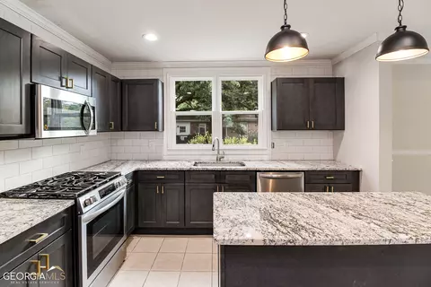 8 Woodlawn Ave, Hampton, GA 30228 photo 8