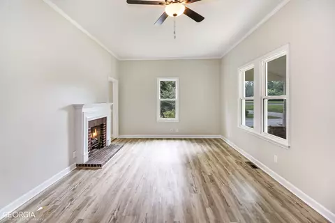 8 Woodlawn Ave, Hampton, GA 30228 photo 2