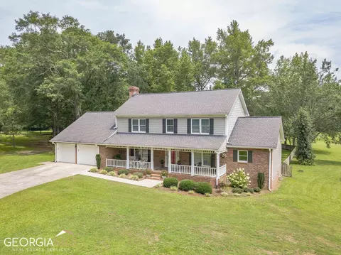 3293 Hoke Ct, Loganville, GA 30052
