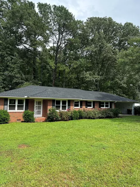 23 Douglas Dr, Newnan, GA 30263