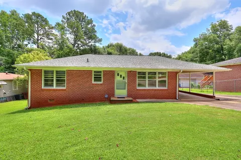 122 White Oak Ln, Monroe, GA 30655
