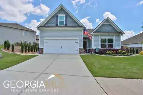 163 Crown Pointe Dr, Dawsonville, GA 30534
