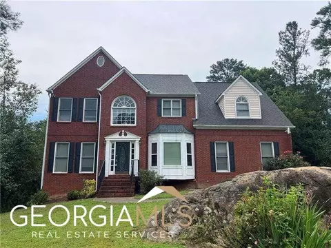 62 Picketts Lake Way E, Acworth, GA 30101