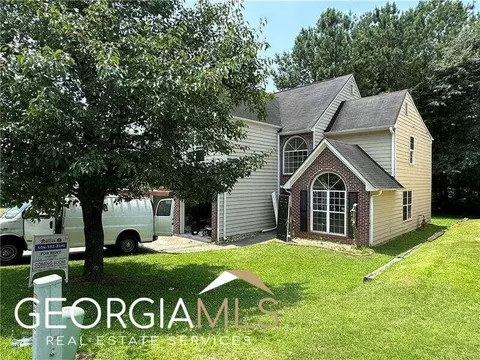5175 Harbins Point Ln NW, Lilburn, GA 30047