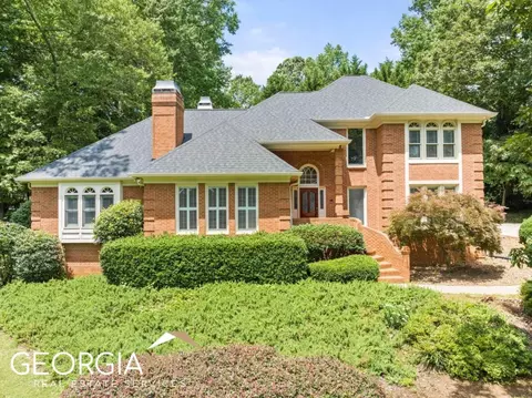 6005 Camden Ct, Cumming, GA 30040