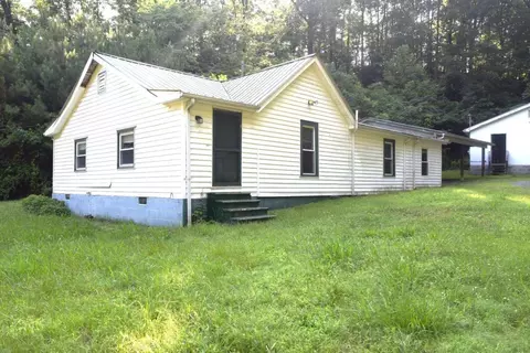 2834 Old Tilton Rd, Dalton, GA 30721