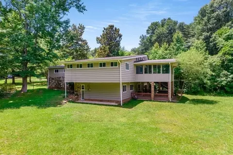 355 Bennett Rd, Powder Springs, GA 30127