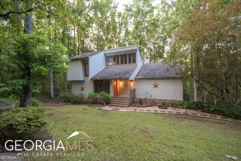 73 Post Oak Dr, Lagrange, GA 30240