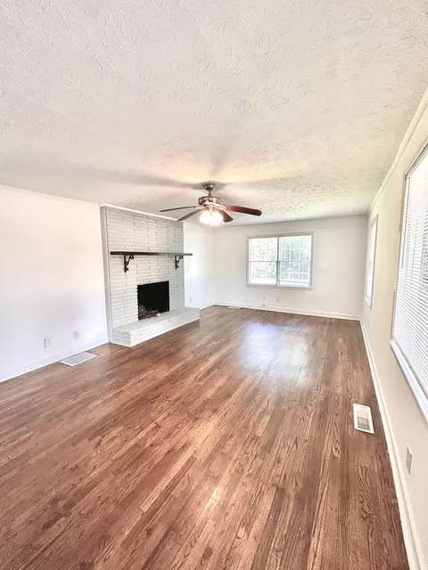 5487 Salem Rd, Covington, GA 30016 photo 3