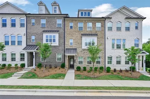 2206 Pale Hawthorn St, Buford, GA 30518