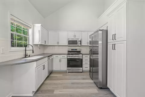 3540 Berkeley Park Ct, Duluth, GA 30096 photo 17