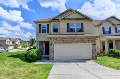 6140 Hickory Lane Dr, Union City, GA 30291