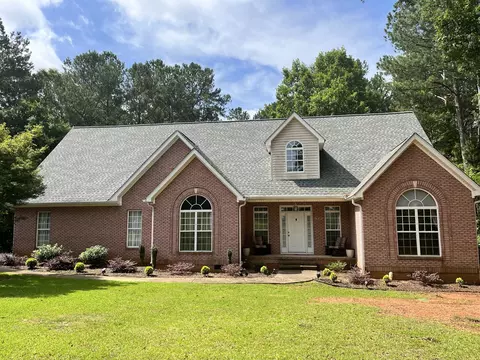 917 New Hope Dr, Hampton, GA 30228