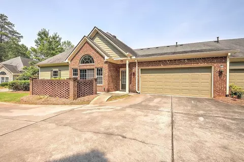 2221 Grove Valley Way #1, Marietta, GA 30064