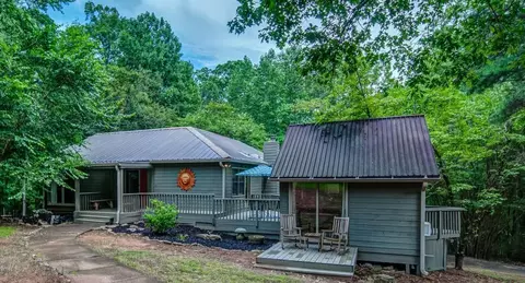 8248 Bow Trl, Woodstock, GA 30188