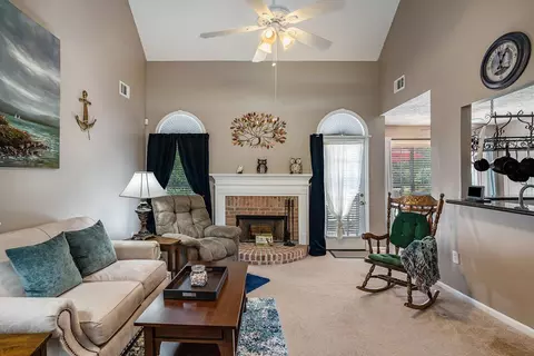 35 Stonewall Dr, Covington, GA 30016 photo 4