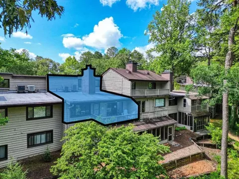 239 Shakespeare Dr, Clayton, GA 30525