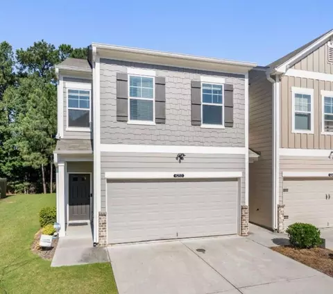 6253 Centennial Ln, Atlanta, GA 30349