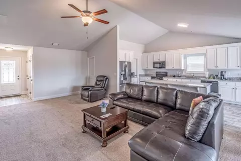 145 Pr Smith Blvd, Winder, GA 30680 photo 5