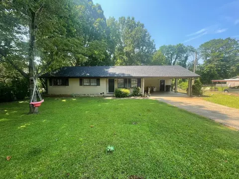 2025 Silver Creek Dr, Austell, GA 30168