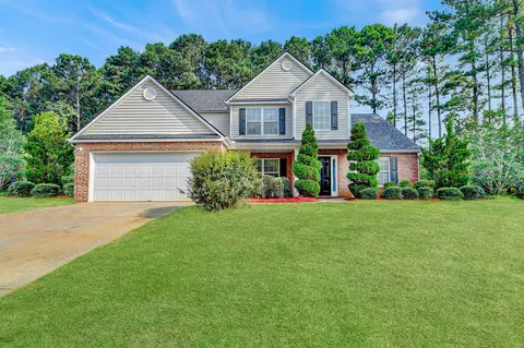 3109 Oak Ridge Ln, Loganville, GA 30052