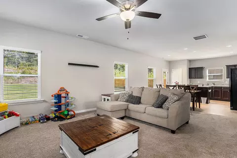 640 Skye Dr, Commerce, GA 30529 photo 8