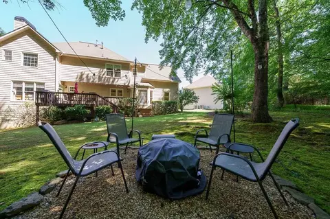 2070 Peachbluff Dr, Duluth, GA 30097 photo 38