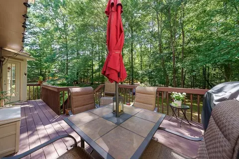 2070 Peachbluff Dr, Duluth, GA 30097 photo 39