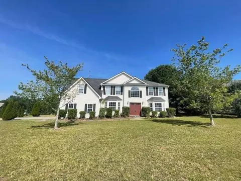 6062 Hitt Lake Ct, Stone Mountain, GA 30087
