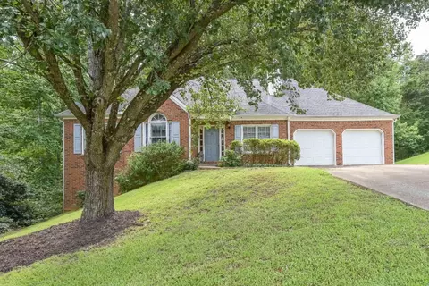 1773 Fairfax Dr, Lithia Springs, GA 30122