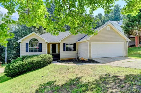 7215 Plum Creek Dr, Gainesville, GA 30507