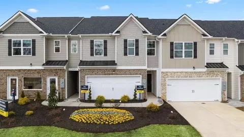 1048 King Iron Dr, Lawrenceville, GA 30045