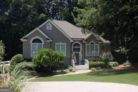 1043 Regency Dr, Acworth, GA 30102