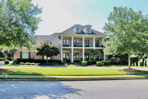 6230 Clifton Cir, Suwanee, GA 30024