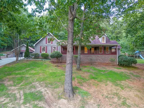 22 The Trl SE, Lindale, GA 30147