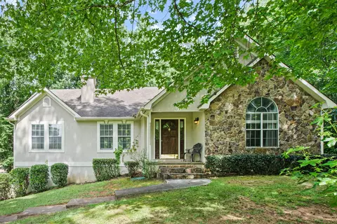 95 Timberidge Dr, Newnan, GA 30263