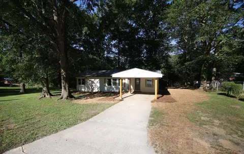 66 Valley Dr, Toccoa, GA 30577 photo 2