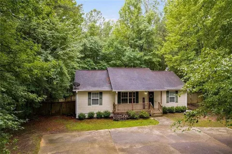 77 Old Brock Rd, Rockmart, GA 30153