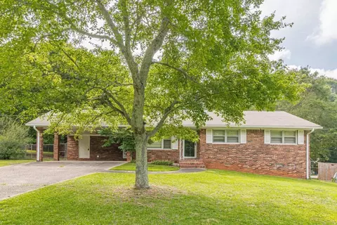 6084 Evans Dr, Rex, GA 30273 photo 3