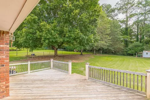 6084 Evans Dr, Rex, GA 30273 photo 10