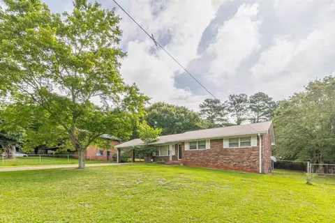 6084 Evans Dr, Rex, GA 30273 photo 5