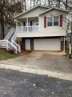 62 Pinecrest Dr, Newnan, GA 30263