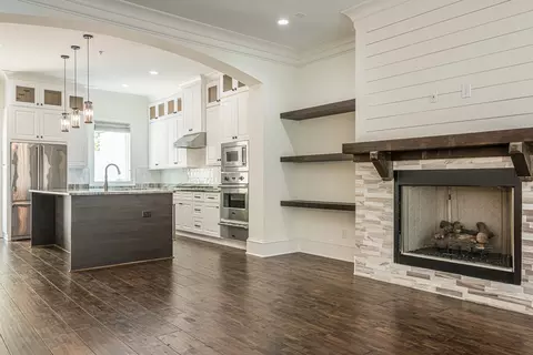 709 Lenox Ln, Atlanta, GA 30324