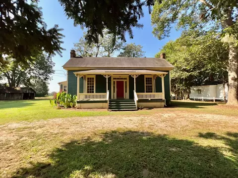 151 E Main St, Rutledge, GA 30663 photo 1